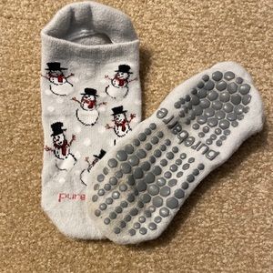 PURE BARRE STICKY SOCKS